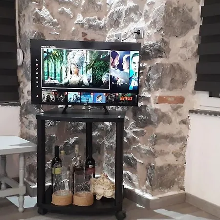 Stone House 1909 Evia * Pilí