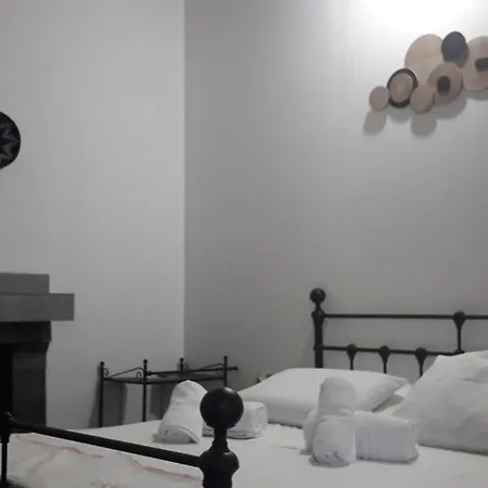 Stone House 1909 Evia 別荘