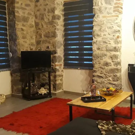 Vakantiehuis Stone House 1909 Evia Pilí