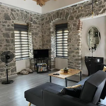 Stone House 1909 Evia Vakantiehuis *