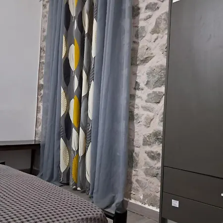 Stone House 1909 Evia * Pilí